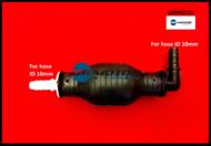 DRM0156 - Pompka do paliwa DR.MOTOR /ręczna/ /gruszka pompka gumowa/ 10mm /wejście 90°/wyjście-proste/