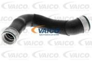 V10-2905 - Przewód intercoolera VAICO TOUAREG 06- 10