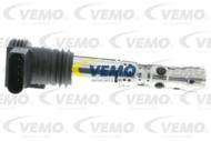 V10-70-0062 - Cewka zapłonowa VEMO /czerwona/ VAG A4/A6/A8 (ZAMIENNA Z CZARNĄ)