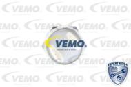 V10-73-0083 - Włącznik swiateł cofania VEMO 105 120/Favorit/Felicia