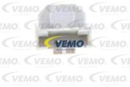 V10-73-0149 - Czujnik wysprzęglika VEMO /2 piny/ VAG TT/BORA/GOLF IV/NEW BEETLE