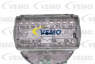 V10-73-0153 - Włącznik świateł gł.VEMO VAG PASSAT
