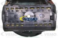 V10-73-0441 - Włącznik świateł gł.VEMO VAG