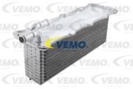 V15-60-0004 - Chłodnica powietrza (intercooler) VEMO VAG