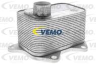 V15-60-0015 - Chłodnica oleju VEMO VAG