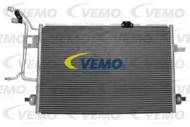 V15-62-1014 - Chłodnica klimatyzacji VEMO 610x410x16mm VAG A6