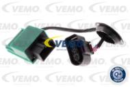 V15-71-0061 - Przekaźnik pompy paliwa VEMO VAG