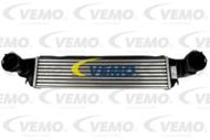 V20-60-0013 - Chłodnica powietrza (intercooler) VEMO BMW E46/E83