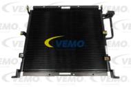 V20-62-1006 - Chłodnica klimatyzacji VEMO 508x452x26mm BMW E36