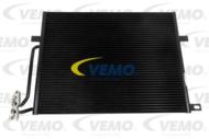 V20-62-1007 - Chłodnica klimatyzacji VEMO 510x420x20mm BMW E46