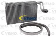 V20-65-0013 - Parownik klimatyzacji VEMO BMW E60/61/E63/64