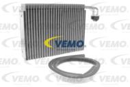 V20-65-0018 - Parownik klimatyzacji VEMO BMW E65/66