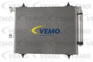 V22-62-0008 - Chłodnica klimatyzacji VEMO PSA C8/JUMPY/807/EXPERT/ULYSSE