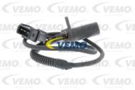 V24-72-0089 - Czujnik położenia wału korbowego VEMO 625MM /3PINY/ FIAT DOBLO/Y