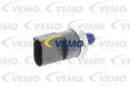 V30-72-0127 - Czujnik ciśnienia paliwa VEMO /3 piny/ DB W202/W203/W210/W210/W211