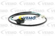 V32-73-0008 - Włącznik świateł cofania VEMO 