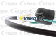 V32-73-0008 - Włącznik świateł cofania VEMO 