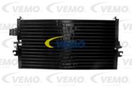 V38-62-0019 - Skraplacz klimatyzacji VEMO NISSAN PRIMERA