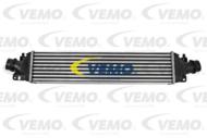 V40-60-2062 - Chłodnica powietrza /intercooler/ VEMO 338X127X73MM /ATM/ OPEL CORSA D