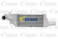V40-60-2073 - Chłodnica powietrza /intercooler/ VEMO 688X421X30MM OPEL CORSA C/CODBO