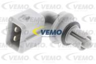 V42-72-0025 - Czujnik temperatury powietrza zasysanego VEMO RENAULT 91-/PSA /szary/