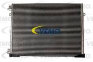 V46-62-0016 - Skraplacz klimatyzacji VEMO RENAULT TRAFIC II/VIVARO
