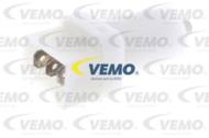 V46-73-0013 - Włącznik świateł stopu VEMO RENAULT LAGUNA/CLIO/ESPACE/21/25/AVANTIME