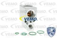 V46-77-0006 - Zawór klimatyzacji VEMO /+oringi/ Master/Interstar/Movano