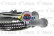 V53-72-0038 - Czujnik prędkości VEMO 