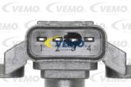 V70-72-0017 - Czujnik ciśnienia kol.ssącego VEMO /4 piny/ TOYOTA AYGO/YARIS/C1/107