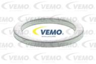 V70-73-0004 - Włącznik swiateł cofania VEMO TOYOTA AVENSIS/YARIS/LAND CRUISER/SWIFT