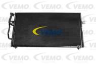 V95-62-0004 - Chłodnica klimatyzacji VEMO 620x340x16mm VOLVO CARISMA/S40/V40