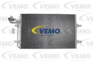 V95-62-0015 - Skraplacz klimatyzacji VEMO VOLVO S40 III/V50