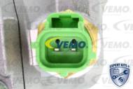 V95-99-0005 - Termostat VEMO 90°C /z obudową/ S60/V50/V70 II/XC70/XC90