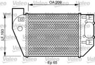 818825 VAL - Chłodnica powietrza (intercooler) VALEO VAG