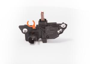 F 00M A45 206 - Regulator napięcia BOSCH 